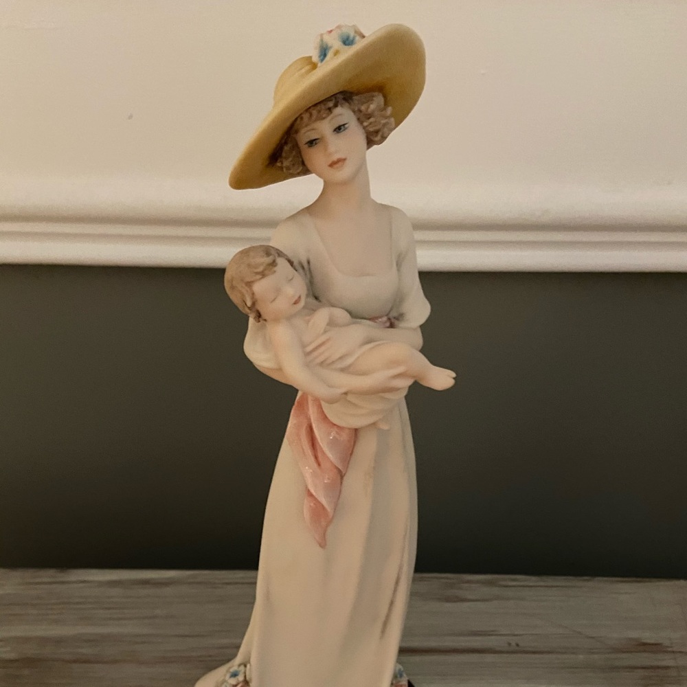 GIUSEPPI ARMANI "MY TREASURE" FLORENCE ITALY 1896C